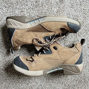 ARIAT Technology All Terrain Equipped Waterproof Womens Hiking Shoe Size 8.5